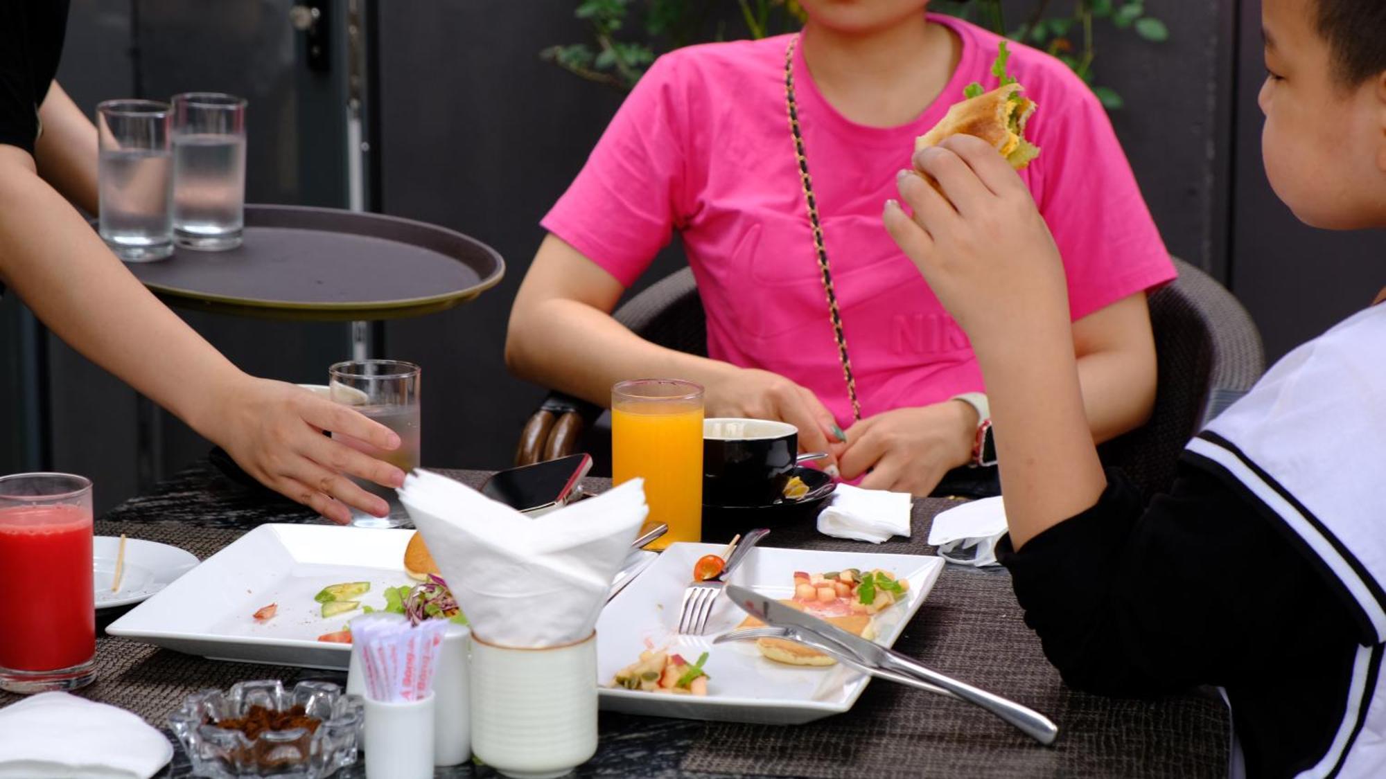 The Bloom Classic - Hotel And Bistro Hanoi Exteriör bild